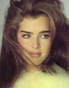 brookeshields_eyebrow